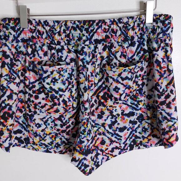 Athleta Sway Shorts Lightweight Rainbow Elastic Waist Zip Pockets 14 - Picture 5 of 8